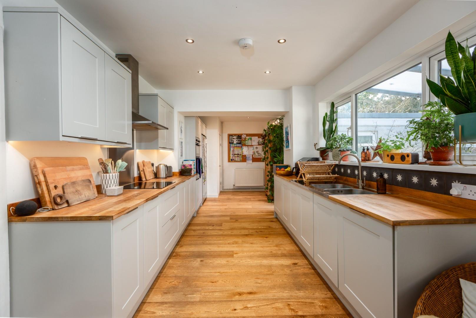 Pennard Drive, Southgate, Swansea, SA3 2DP